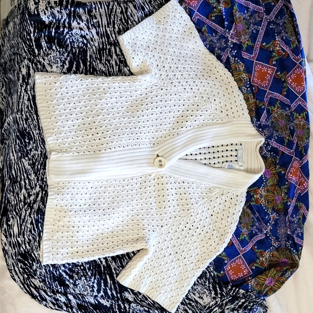 LIZWEAR Sz. M Women's Summer Sweater
